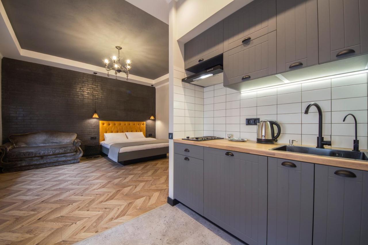 Idea Design Apart-Hotel Prorizna Киев Экстерьер фото