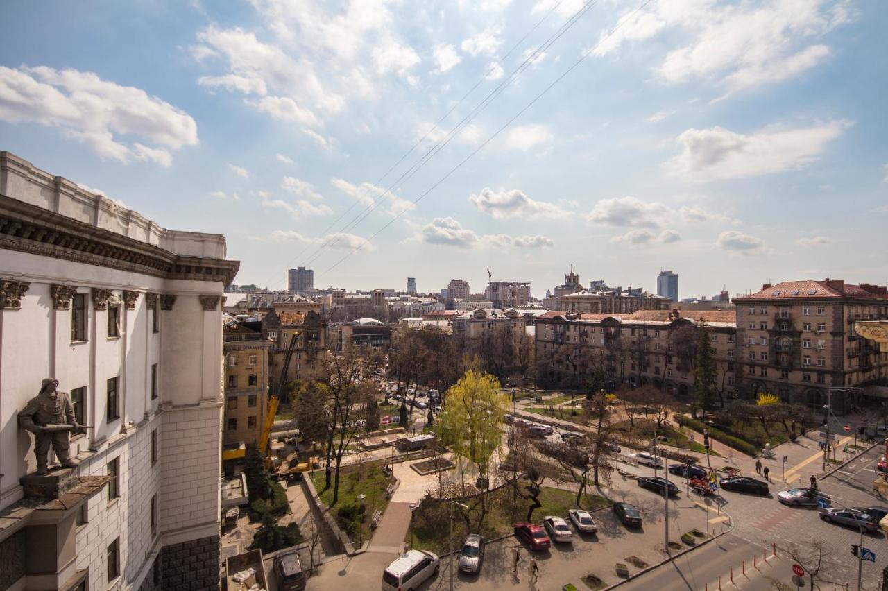Idea Design Apart-Hotel Prorizna Киев Экстерьер фото