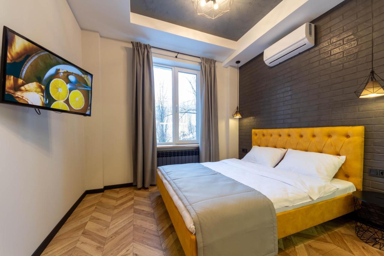 Idea Design Apart-Hotel Prorizna Киев Экстерьер фото