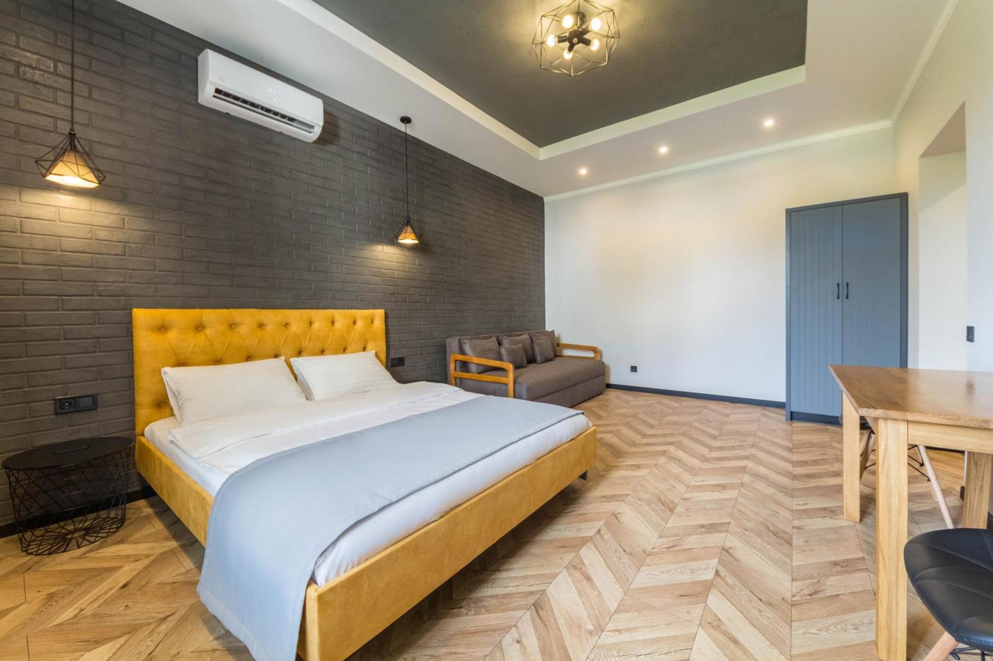 Idea Design Apart-Hotel Prorizna Киев Экстерьер фото