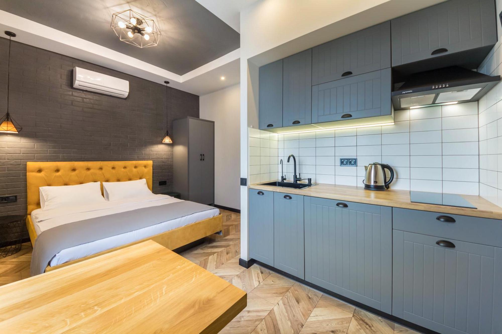 Idea Design Apart-Hotel Prorizna Киев Экстерьер фото